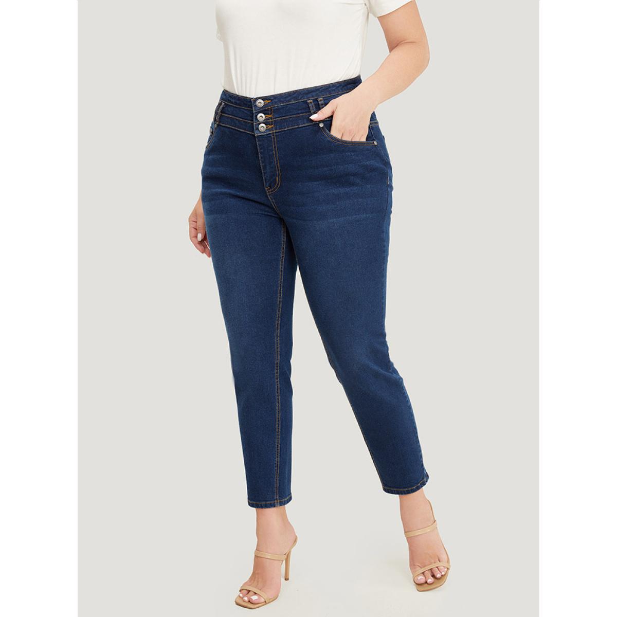 Levi's® Boys' Box Tab Graphic Logo Jogger Pants - Red 4 Product Image