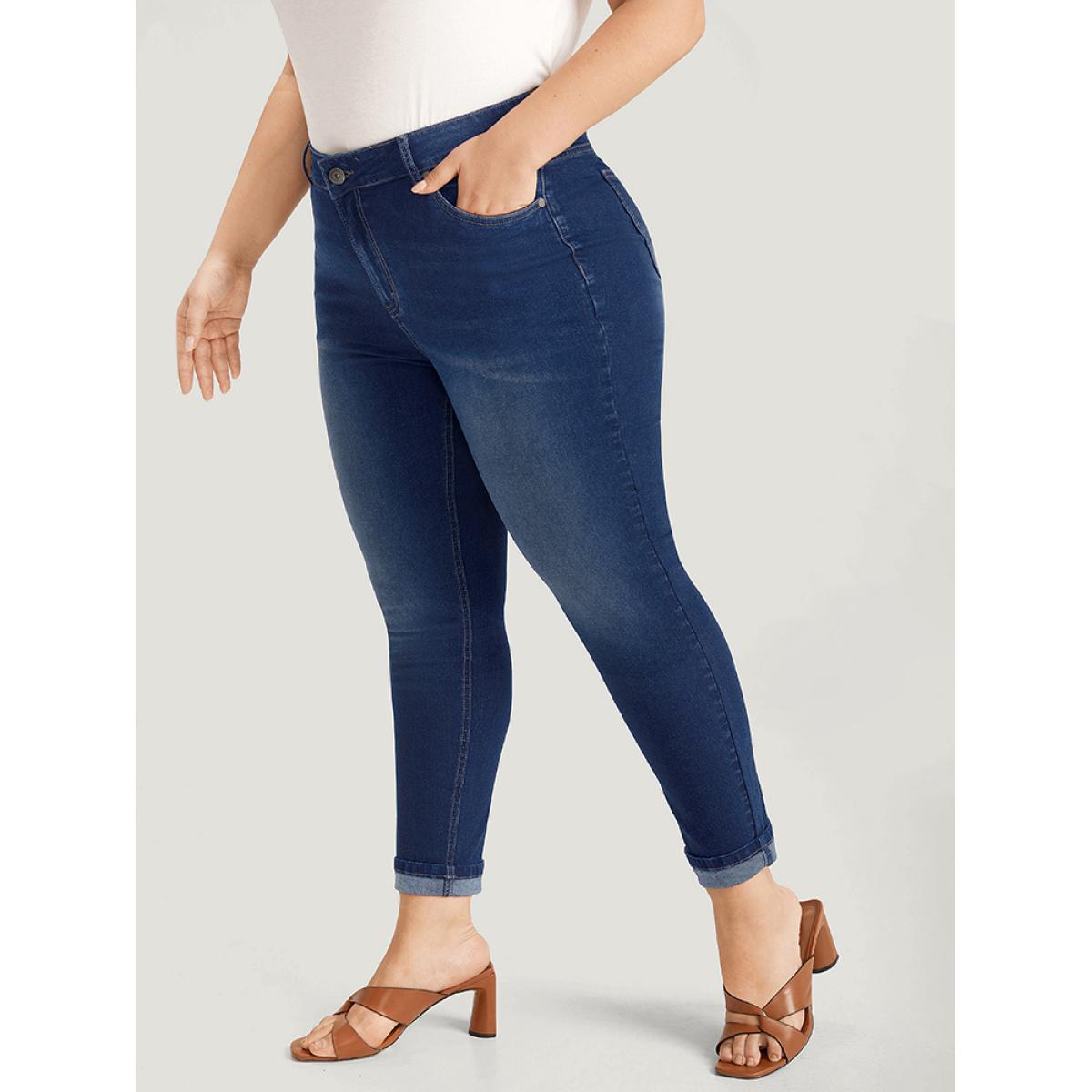 Plus Size Very Stretchy Pocket Dark Wash Roll Hem Jeans Women DarkBlue Casual Plain Roll Hem High stretch Pocket Jeans BloomChic 24/3X Product Image