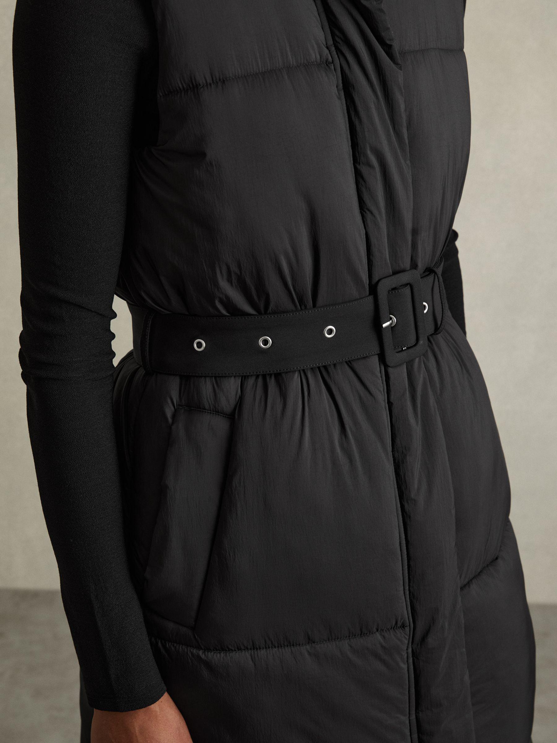 Hybrid Puffer Coat in Black Product Image