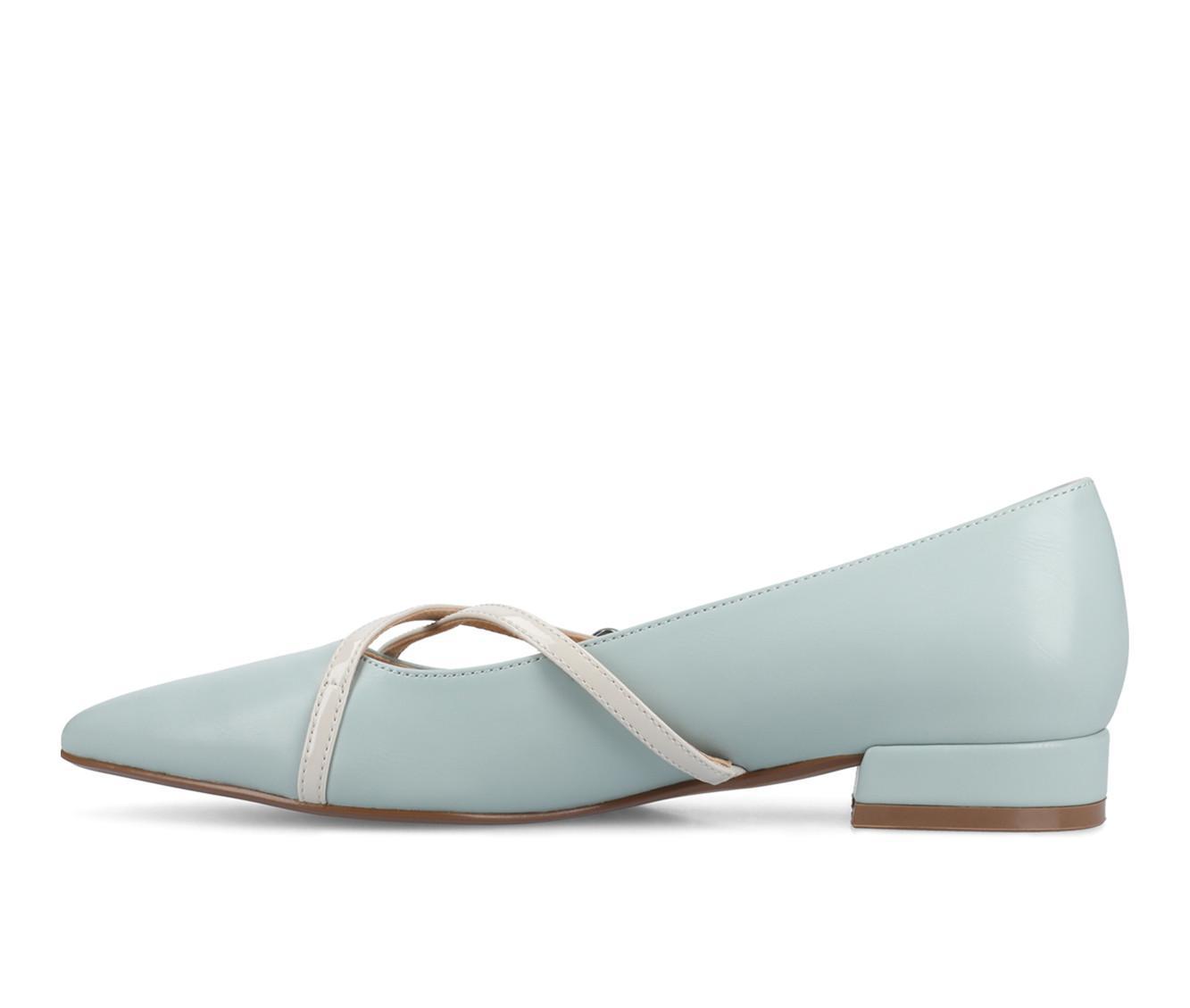 Women's Journee Collection Camby Shoes Product Image