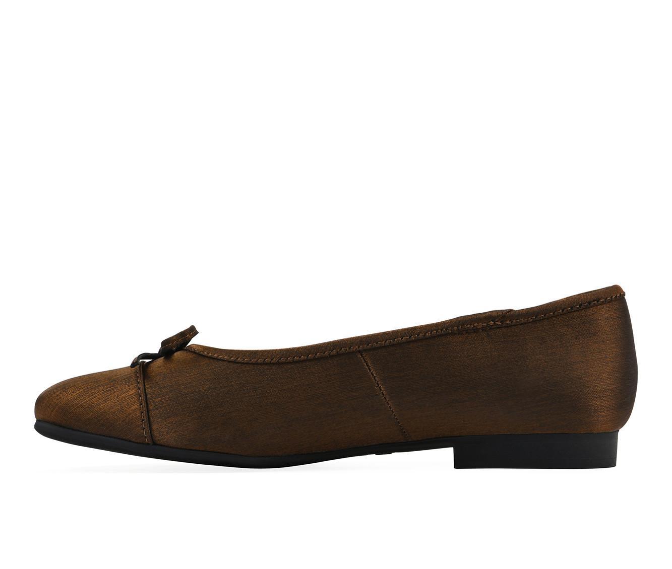 Women's White Mountain Bocci Flats Product Image