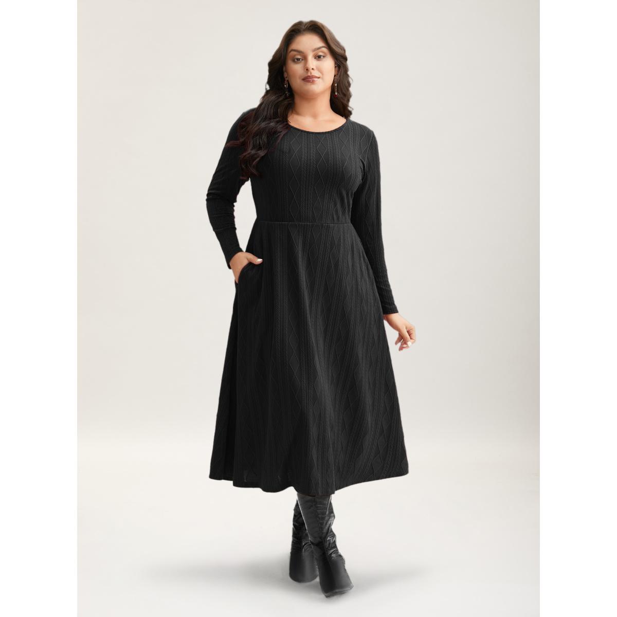 Plus Size Textured Knit Fit-And-Flare Midi Dress Black Women Casual Texture Round Neck Long Sleeve Curvy BloomChic 26/4X Product Image