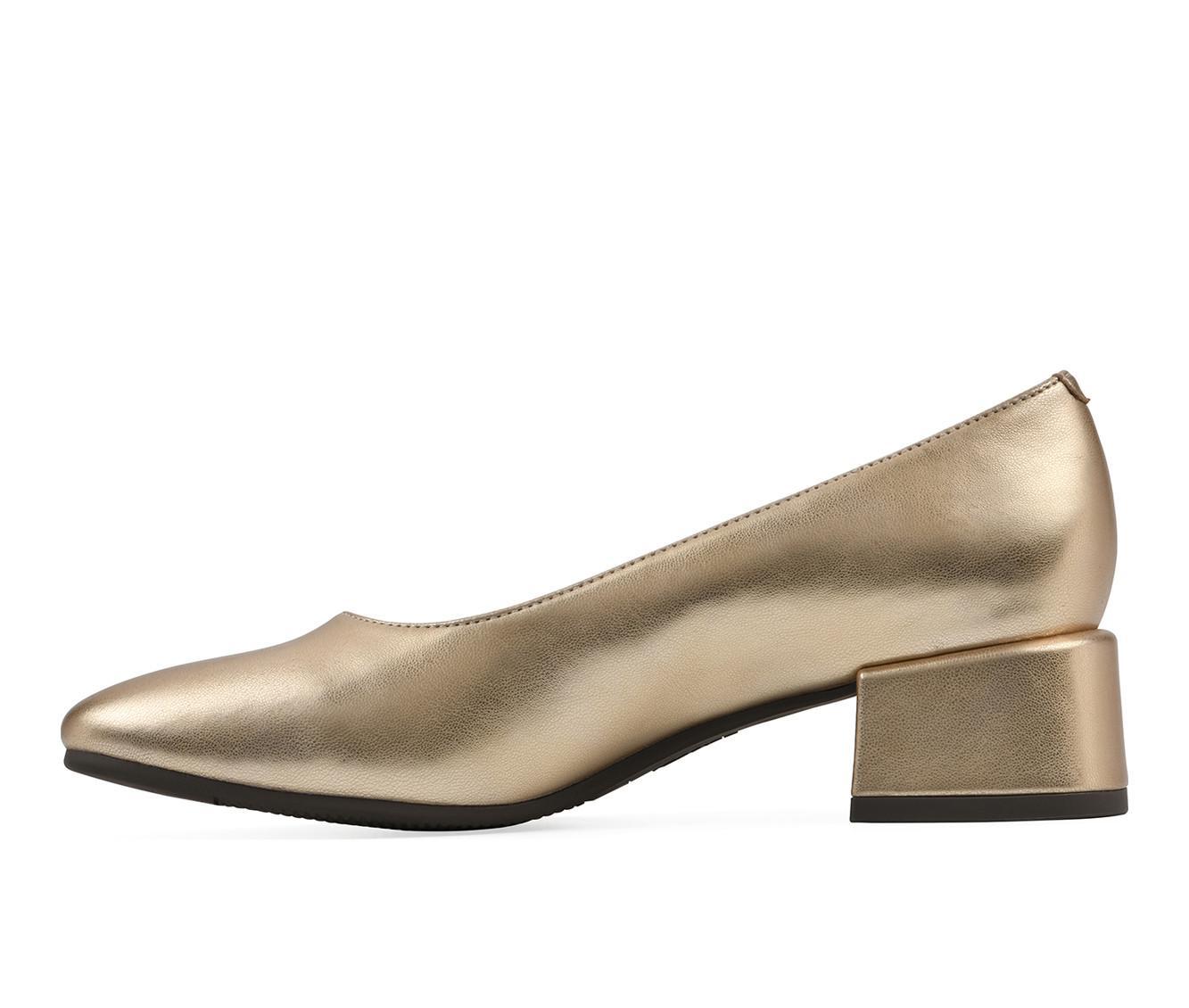 Women's Cliffs by White Mountain Quintesa Pumps Product Image