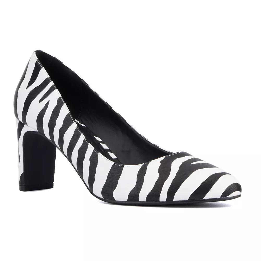 Fashion to Figure Hope Women's Wide Width Pumps,  Product Image