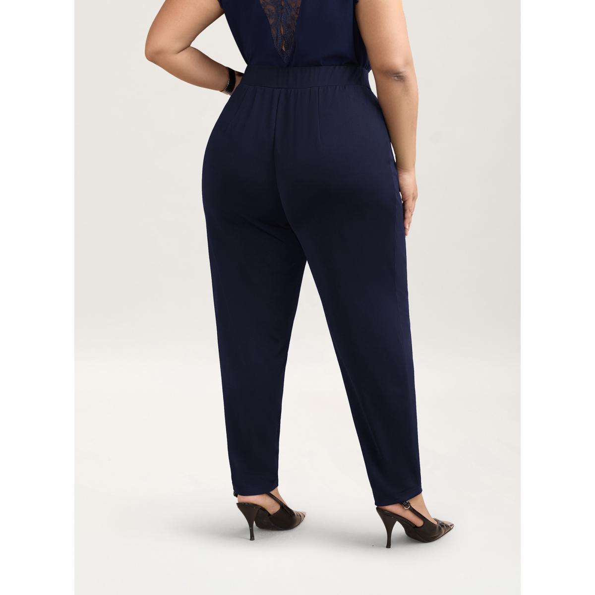 Plus Size Pleated Stretchy Waist Skinny-Fit Pants Women Black Office Bodycon Mid Rise Office Pants BloomChic 12/L Product Image