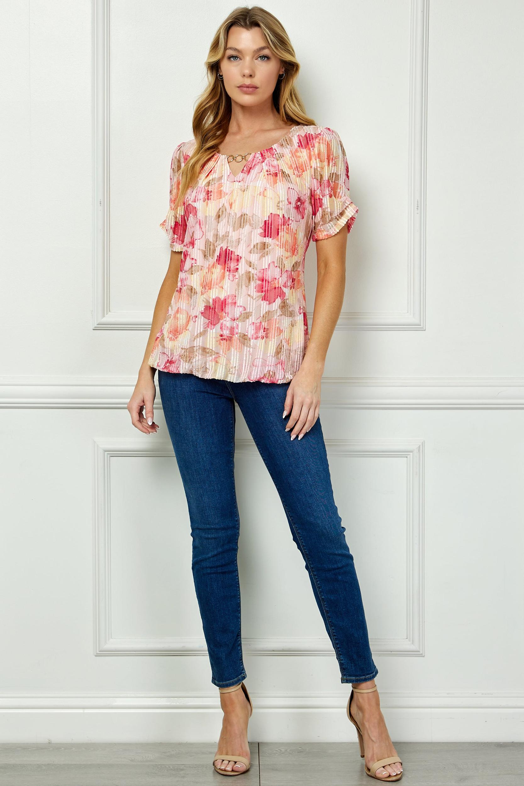 Short Step Sleeve Cutout Trim Front Neck Lined Bubble Blouse Product Image