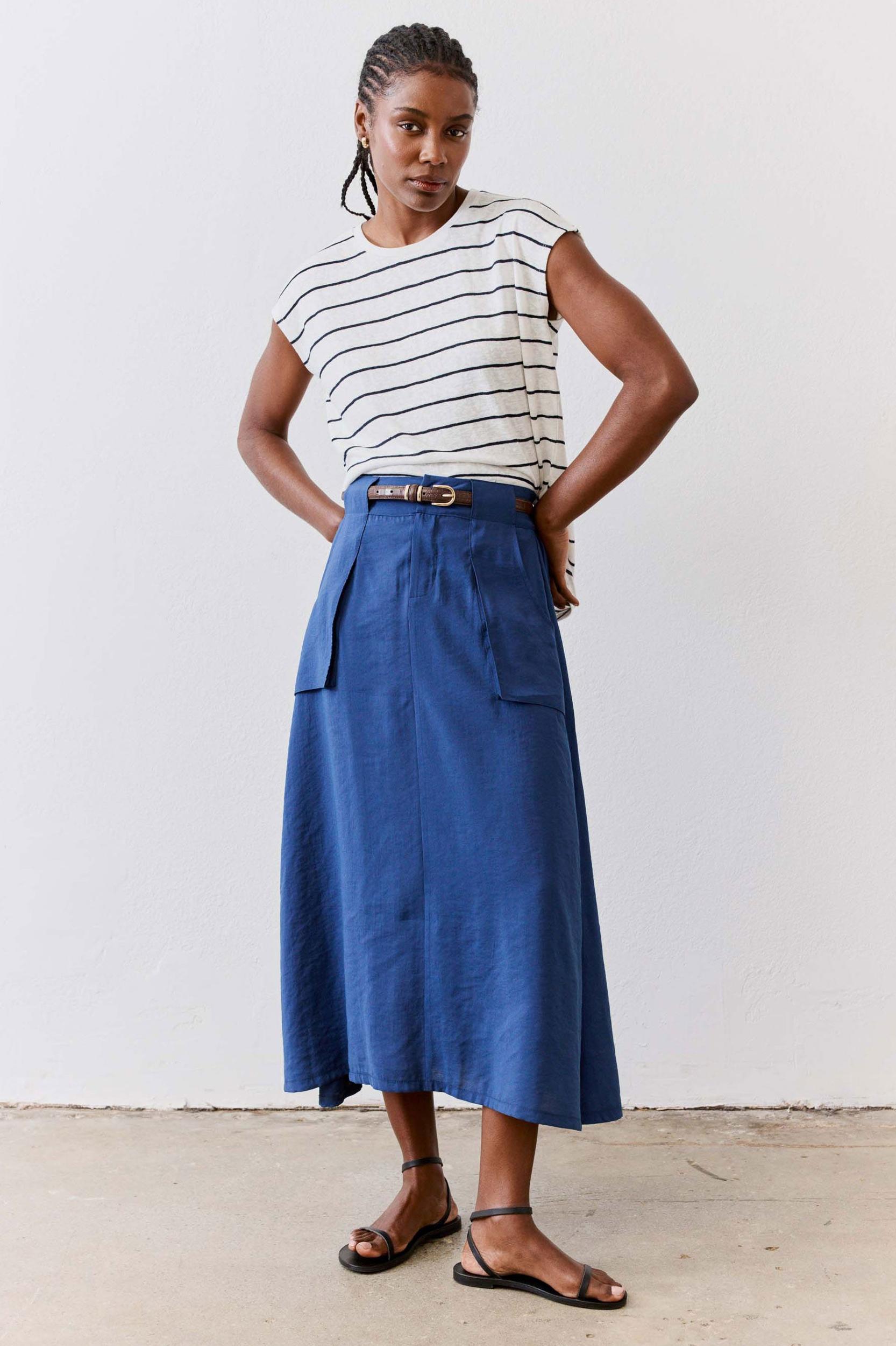 The Tuck-In Tee Product Image