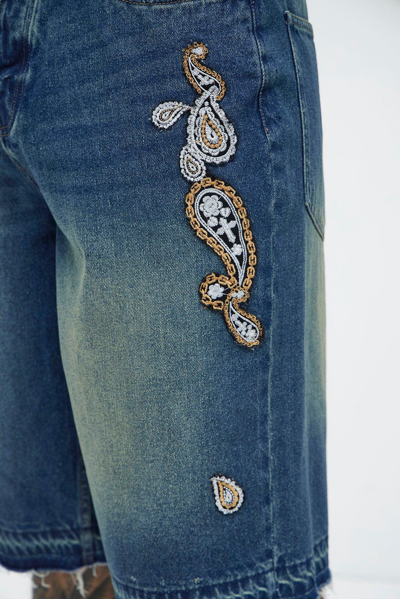 Hilltop Paisley Relaxed Denim Short - Medium Blue Wash Product Image