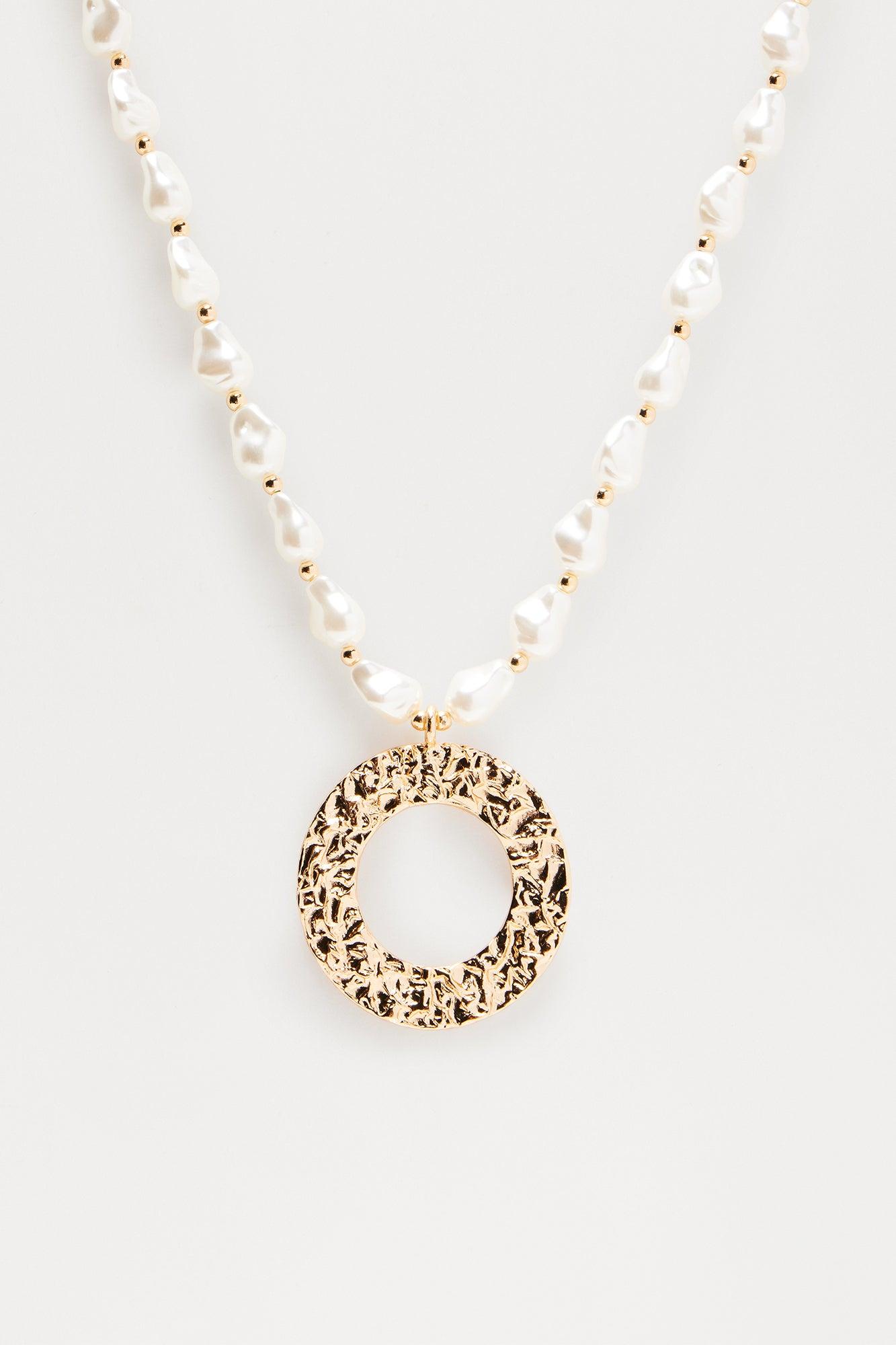 Sand On My Toes Textured O-Ring Pendant Necklace  - Ivory/combo Female Product Image