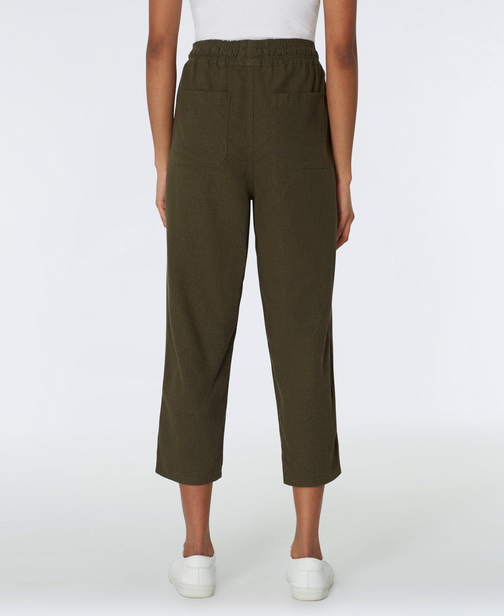 Westport Signature Pull on Capri Product Image