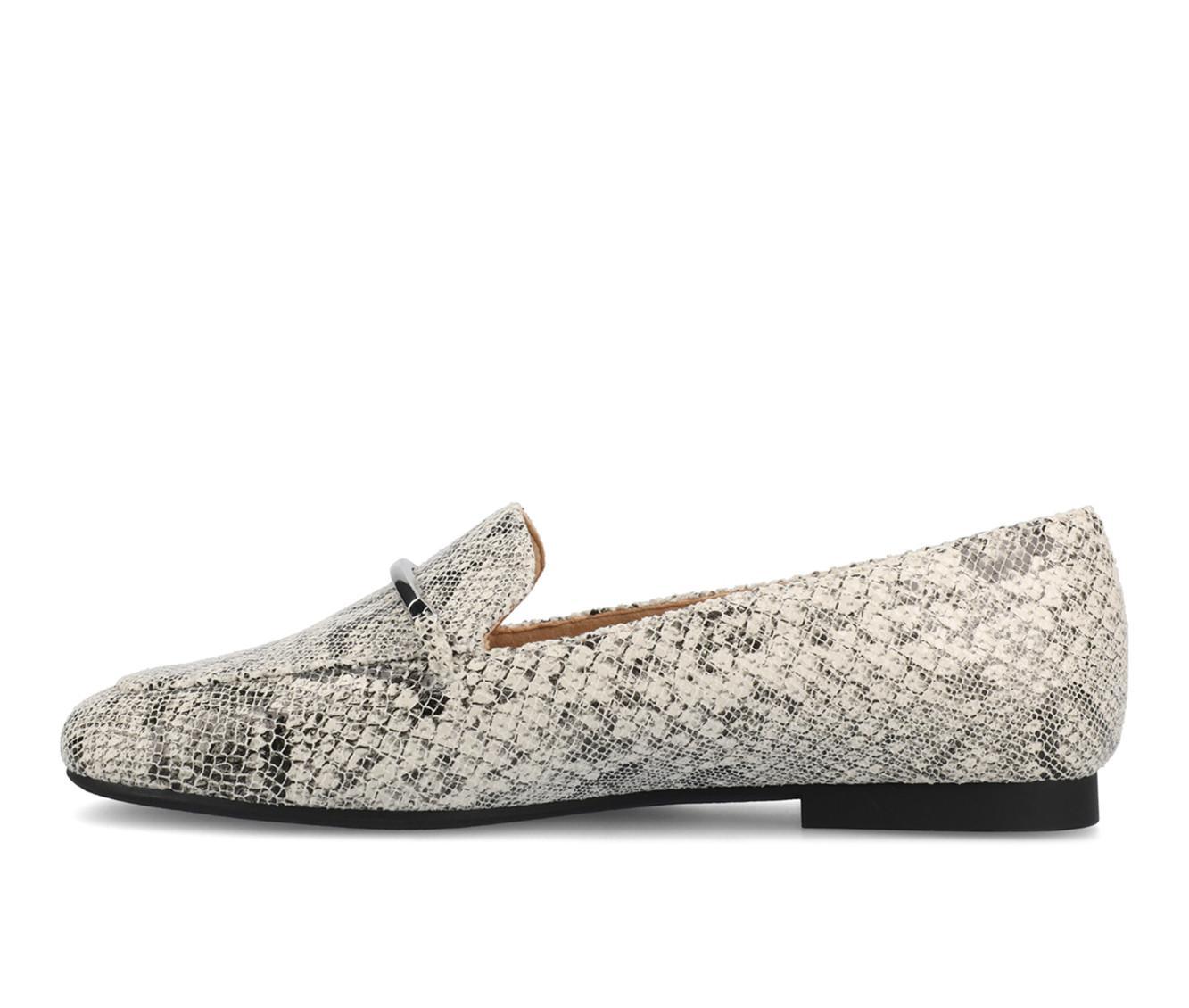 Women's Journee Collection Wrenn Loafers Product Image