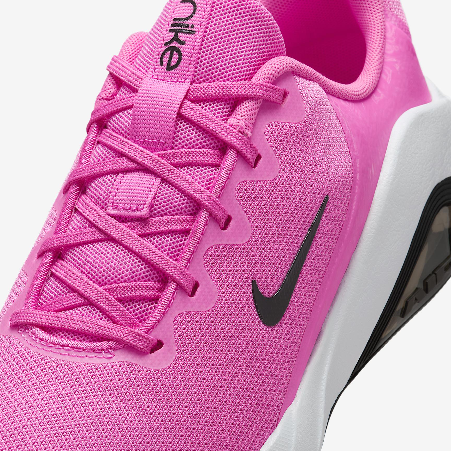 Nike Womens Bella 7 Workout Shoes | FZ1689-005 Product Image