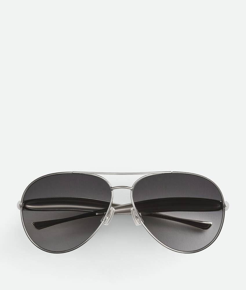 Sardine Aviator Sunglasses in Silver/silver/grey Product Image