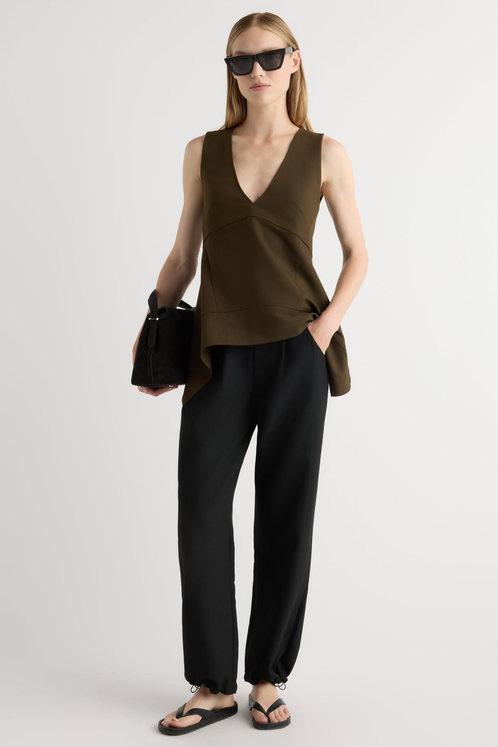 Lynda Tailored Pant (No Cargo Pocket) Product Image