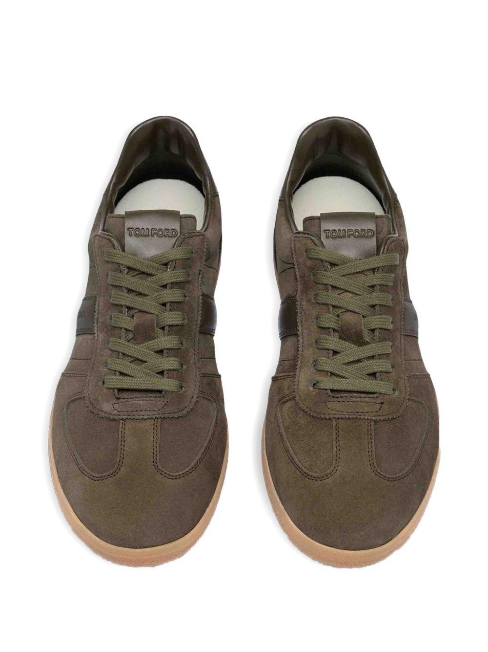 leather sneakers  Product Image