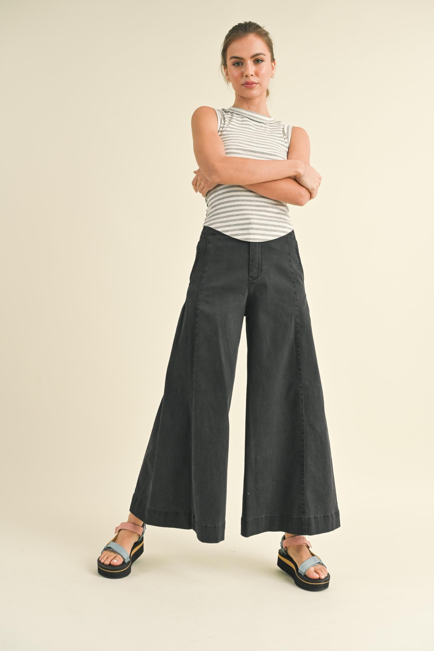Stretched Wide Leg Premium Pants Product Image