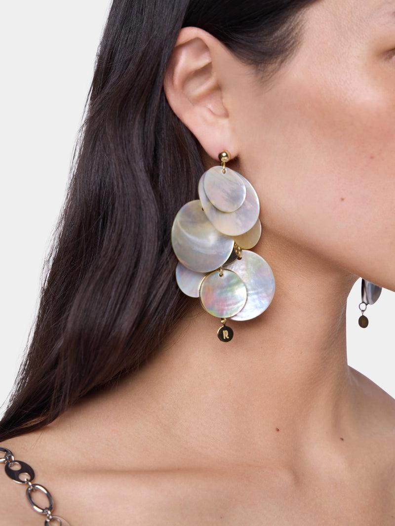SHELL DISCS EARRINGS Product Image
