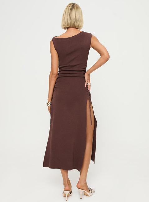 Original Sin Dress Midi Dress Chocolate Product Image