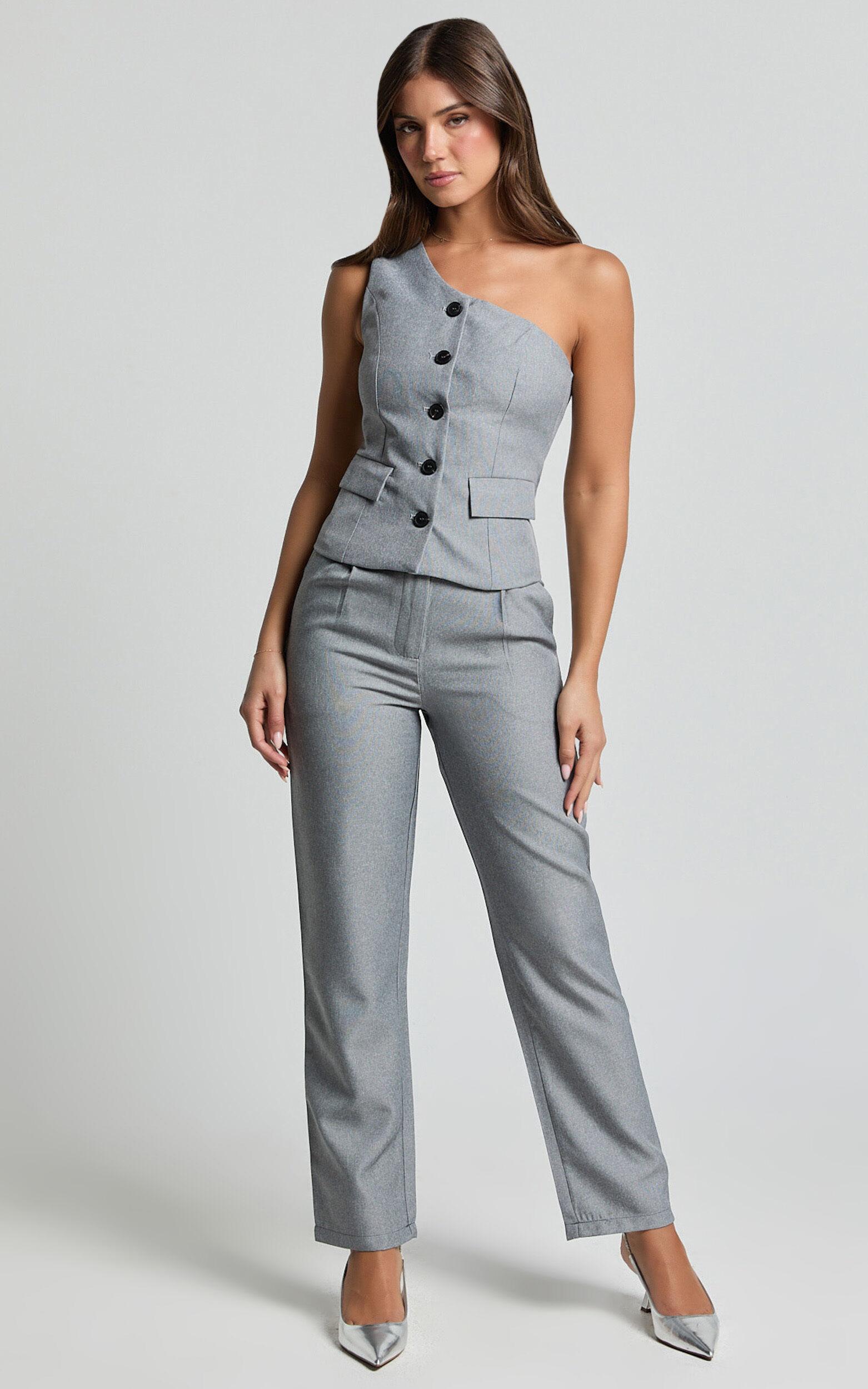 Kourtney Pants - Mid Waist Pleated Trousers in Grey Product Image
