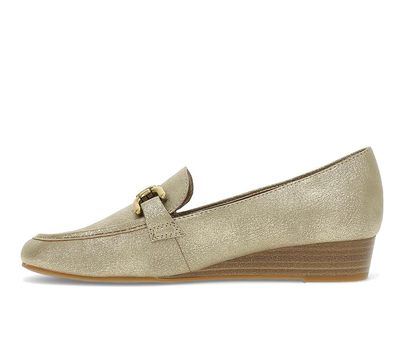 Women's Baretraps Caddie Wedge Loafers Product Image