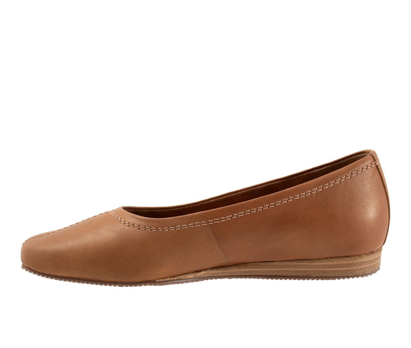 Women's Softwalk Vera Cruz Flats Product Image