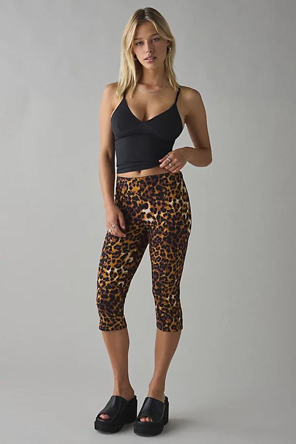Kimchi Blue Ellie High Rise Stretch Capri Pant Womens at Urban Outfitters Product Image