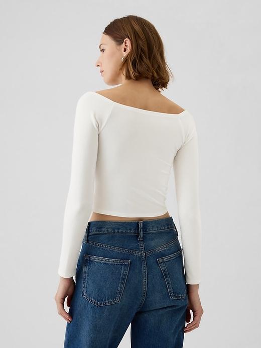 Modern Cropped Off-Shoulder T-Shirt Product Image