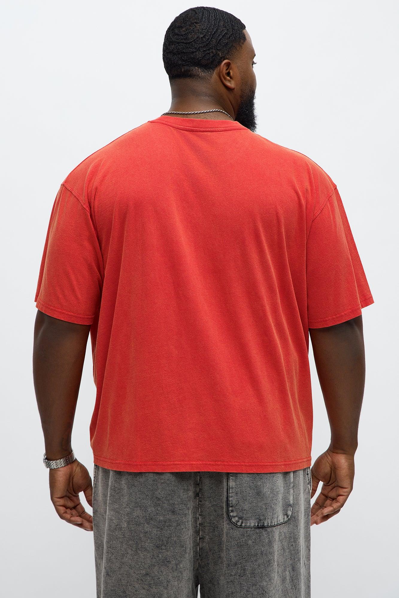 Bulls Oversized Short Sleeve Tee - Red Male Product Image