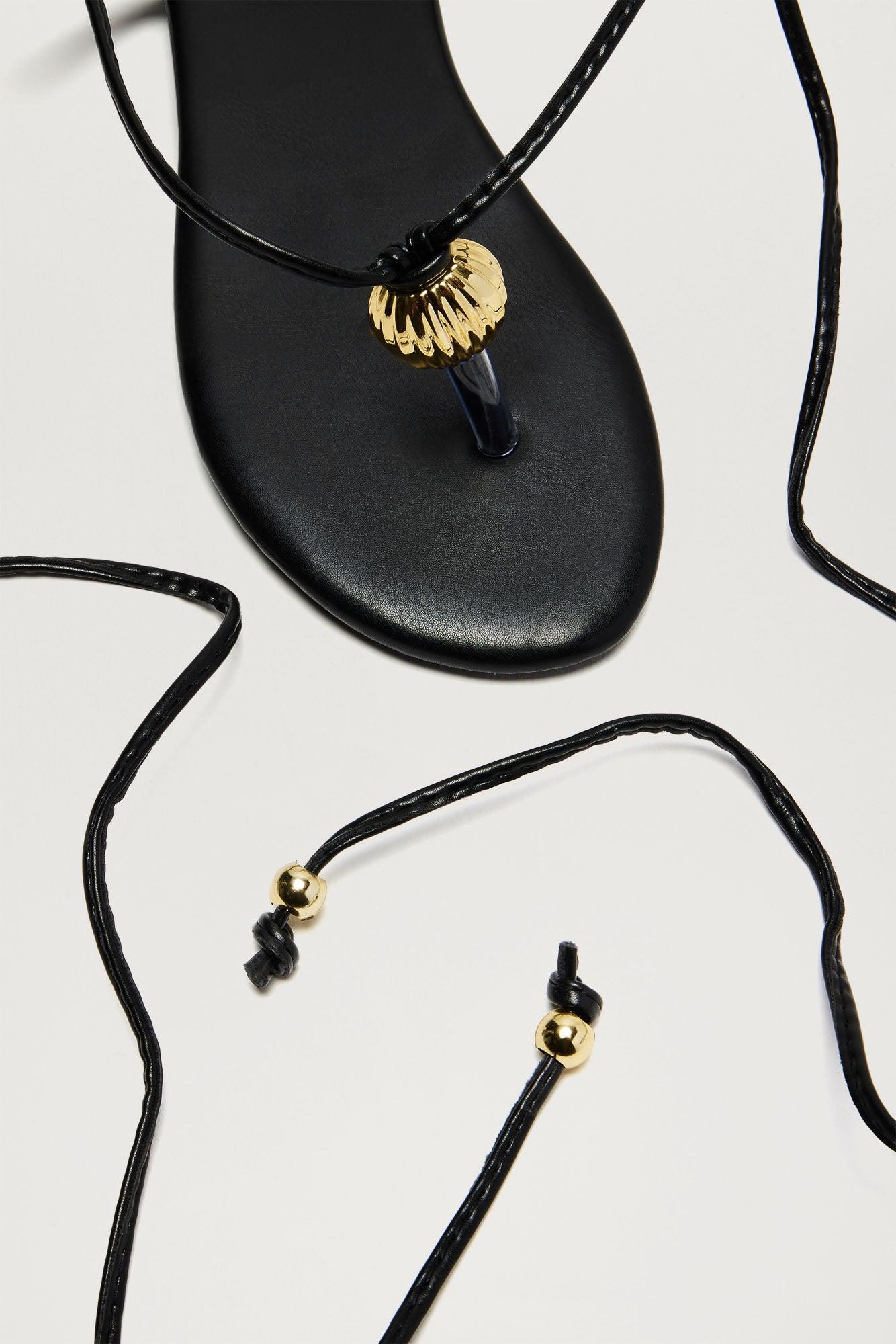 Kacie Flat Sandals - Black Product Image