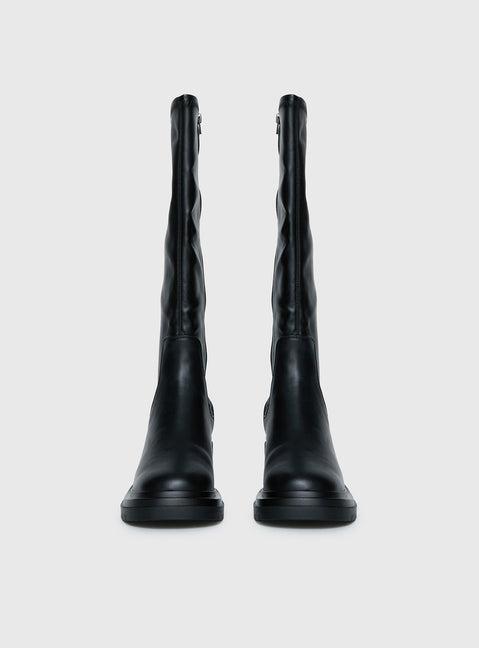 Hardy Boots Black Product Image