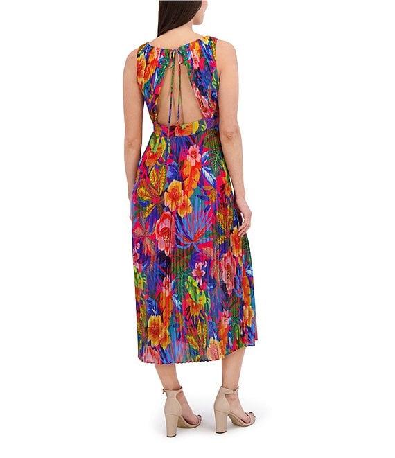 SIENA Pleated Chiffon Floral Print V-Neck Sleeveless A-Line Midi Dress Product Image