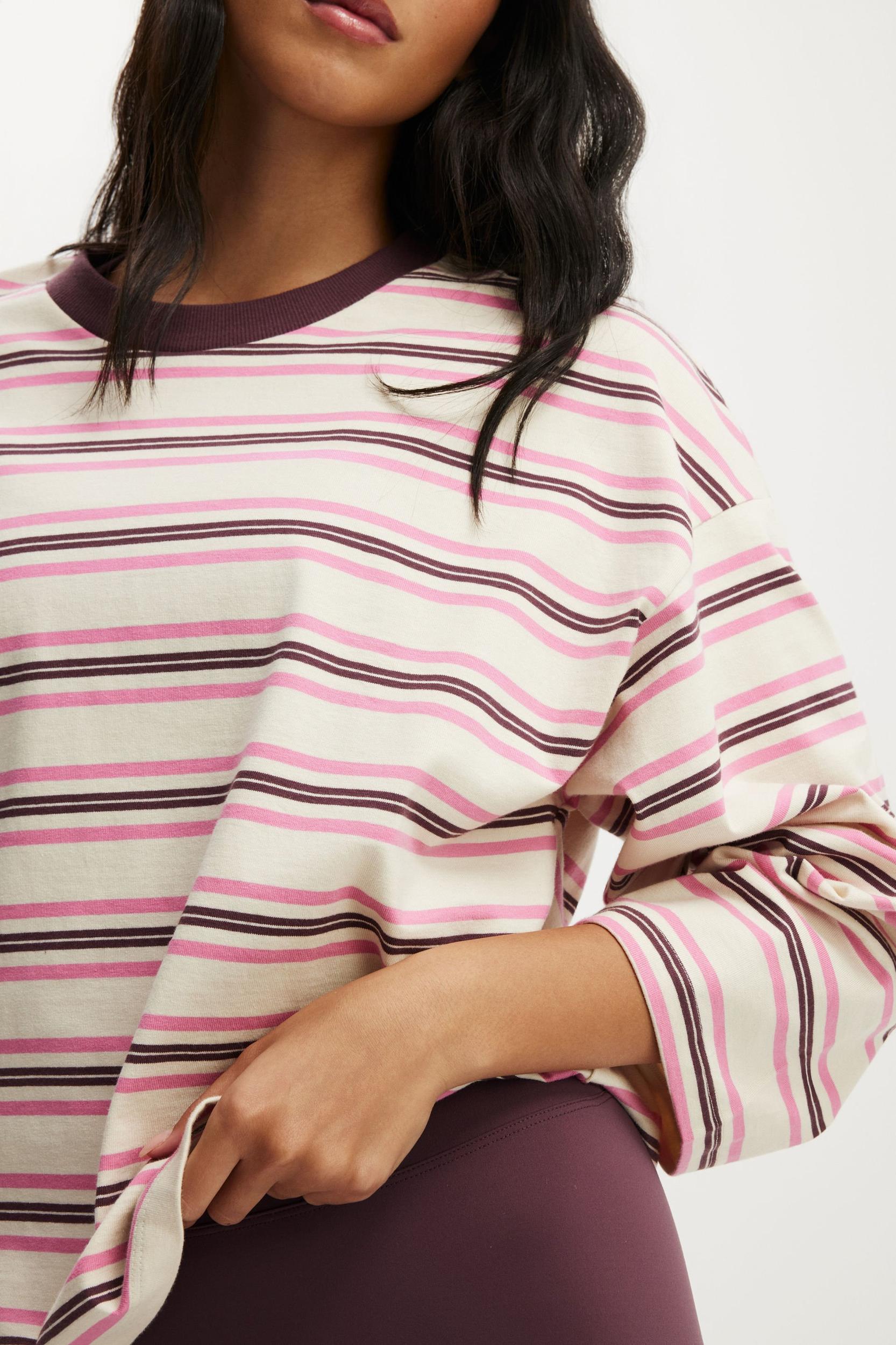 Long Sleeve Boxy Graphic Crew Product Image