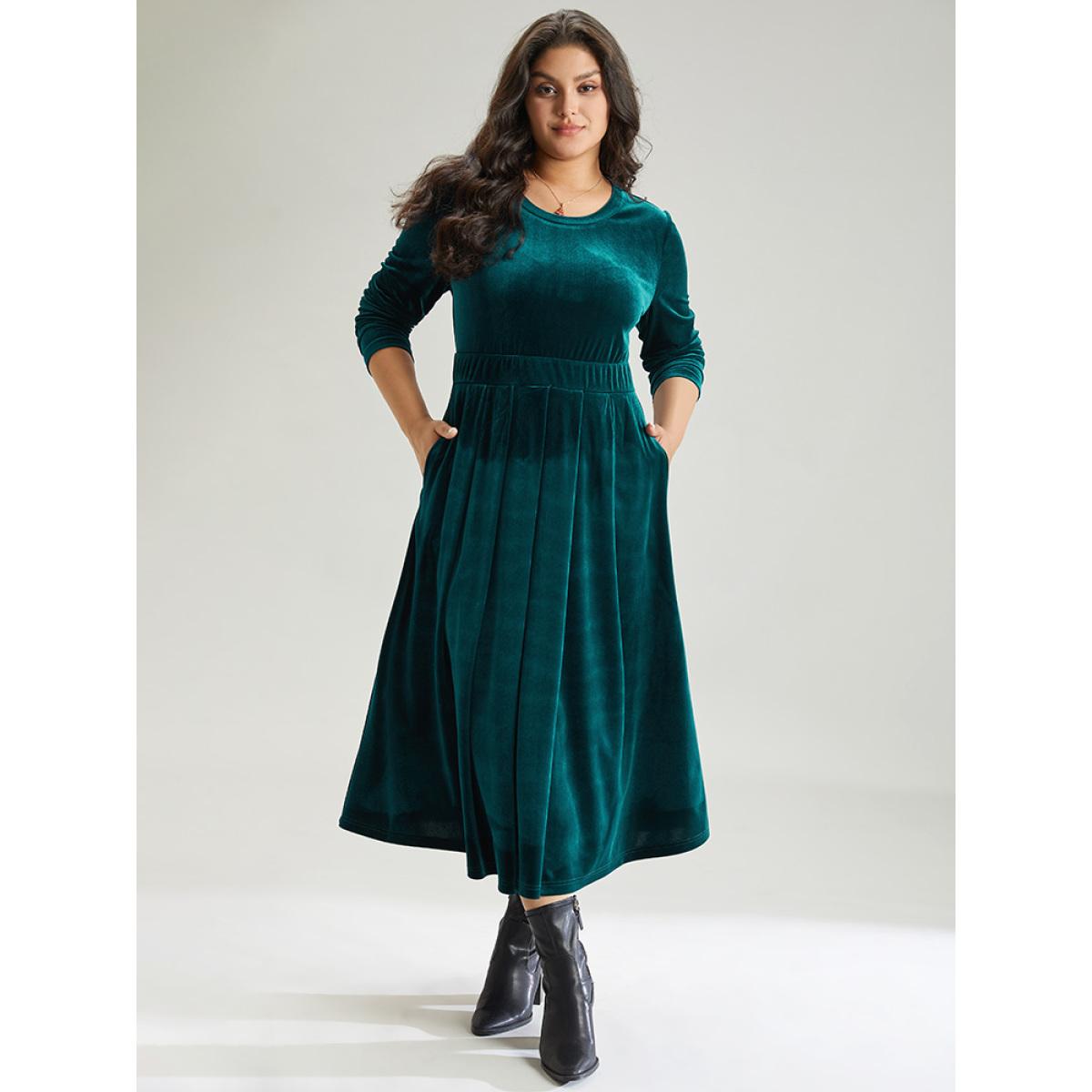 Plus Size Velvet Plain Pocket Pleated Hem Dress Cyan Women Elegant Plain Round Neck Long Sleeve Curvy Midi Dress BloomChic 14-16/1X Product Image