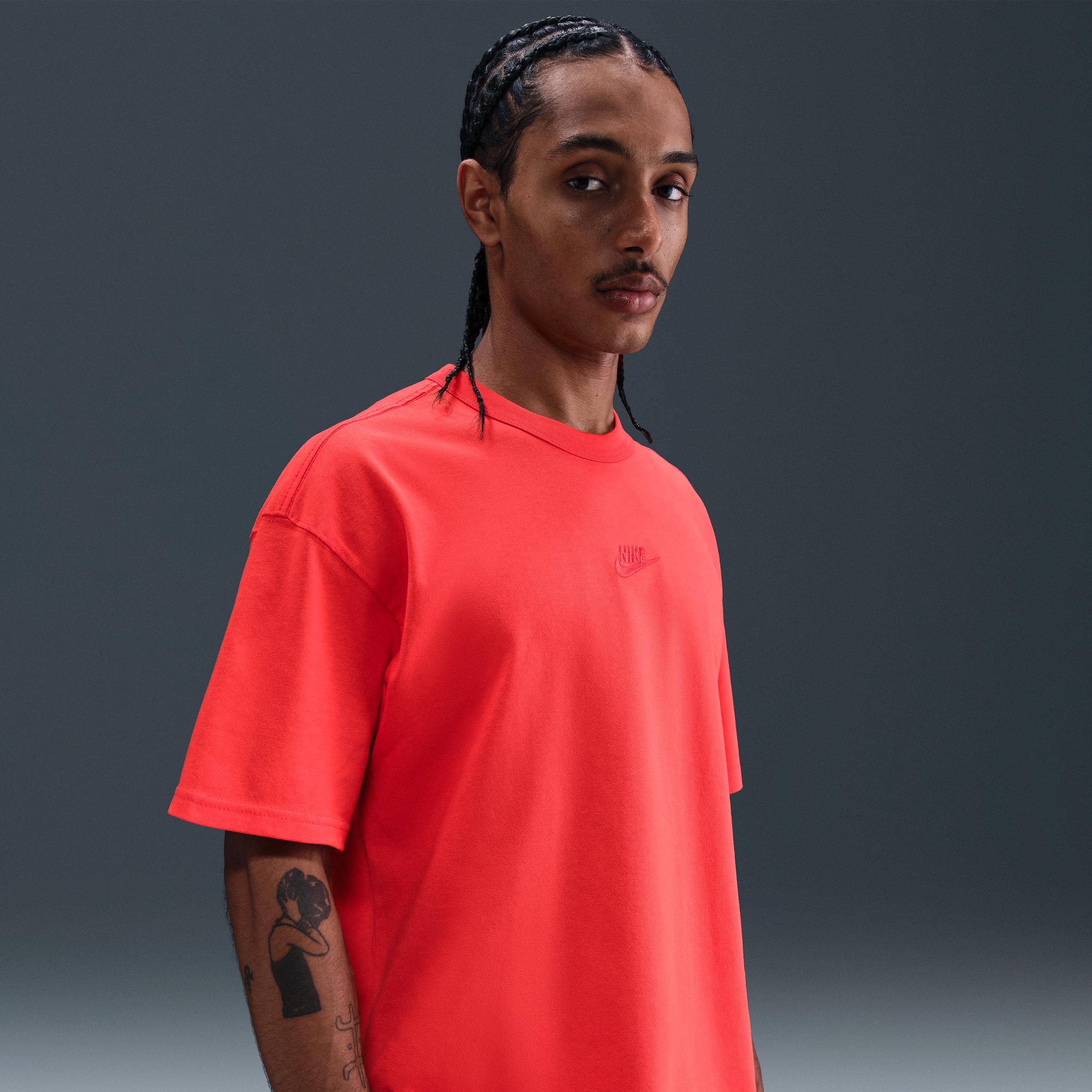 Mens Nike Sportswear Premium Essentials T-Shirt | DO7392-697 Product Image