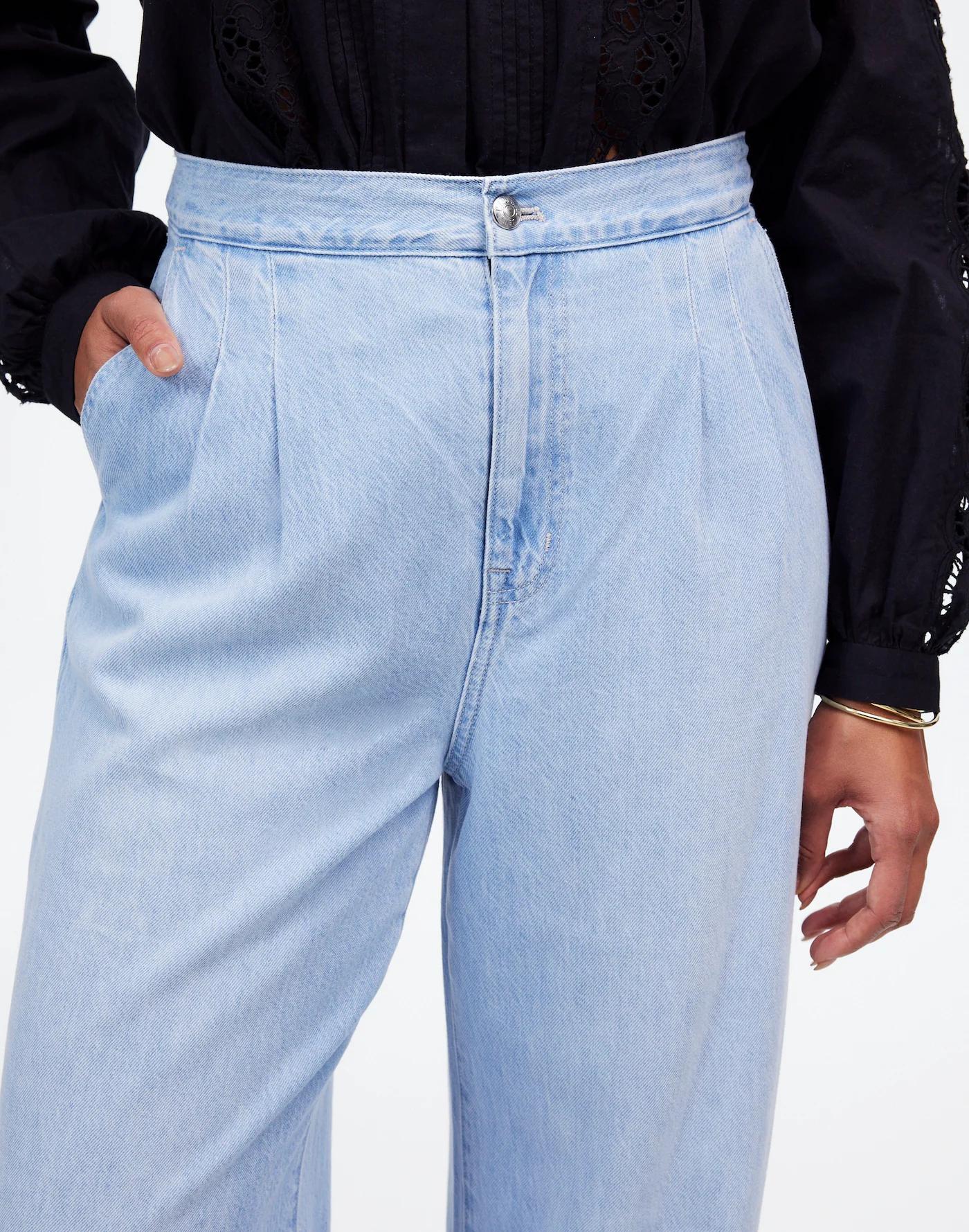 The Curvy Harlow Wide-Leg Denim Trouser in Noll Wash: Airy Denim Edition Product Image