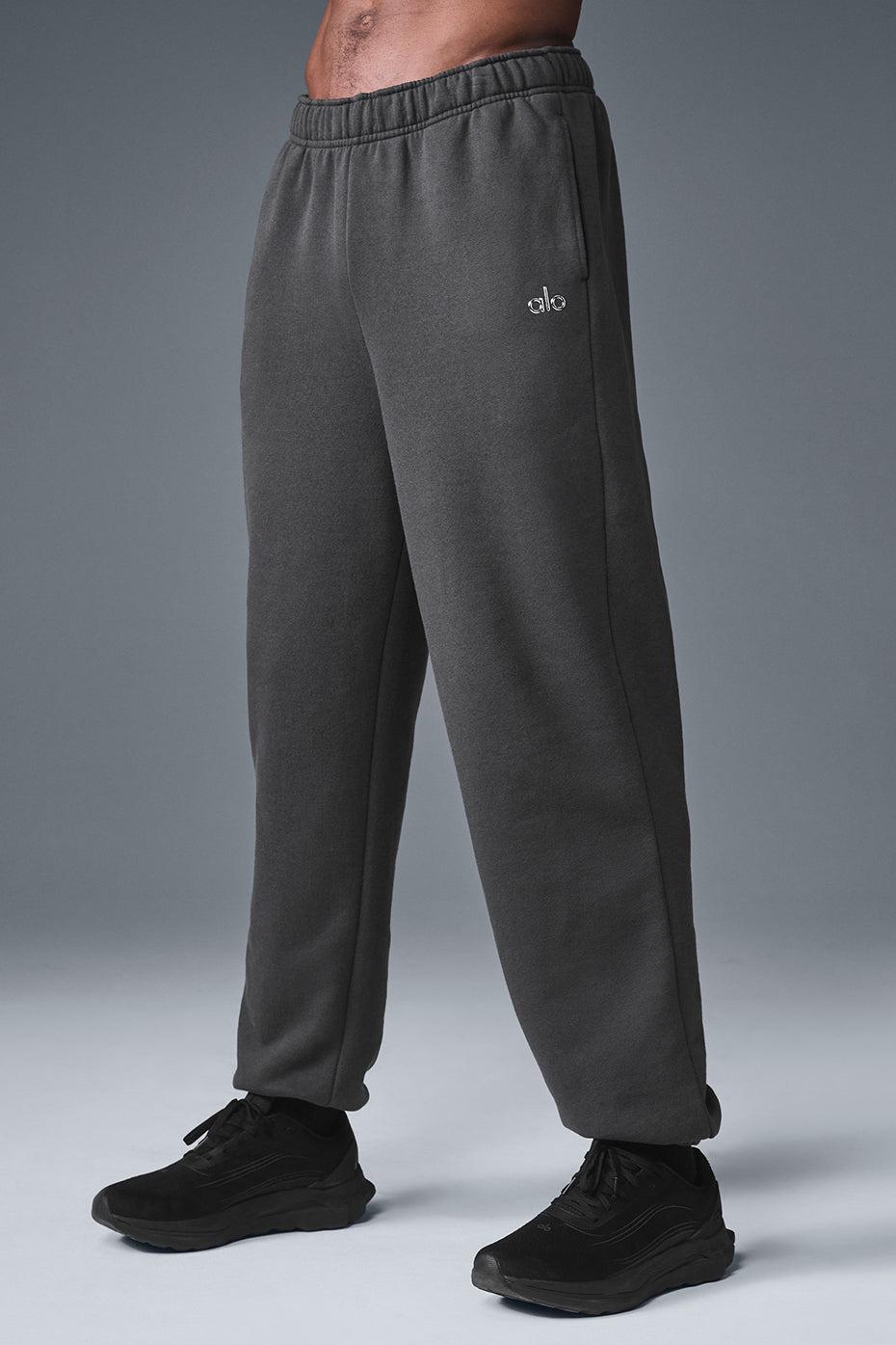 Accolade Sweatpant - Anthracite Product Image