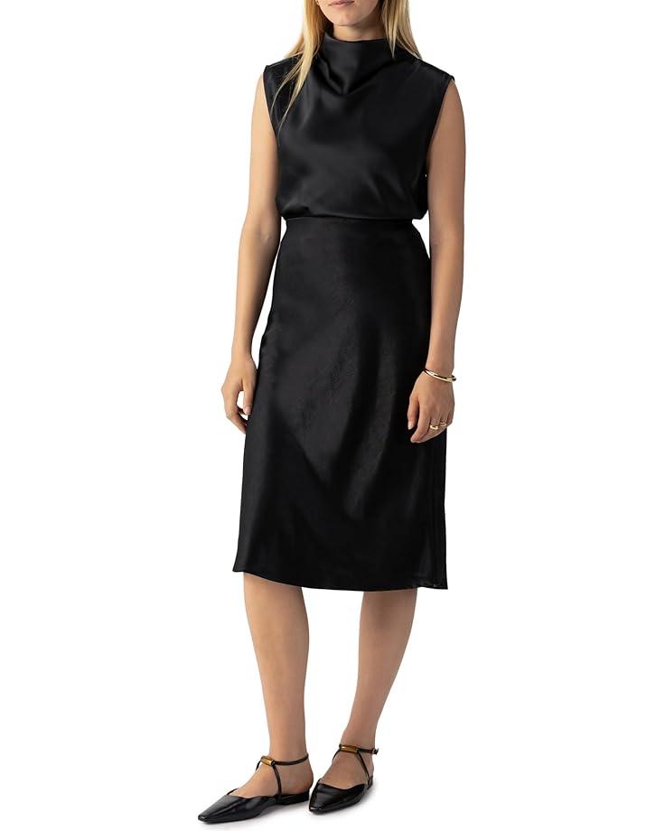 Short Sleeve Pin Tuck Ruffled Blouse Product Image