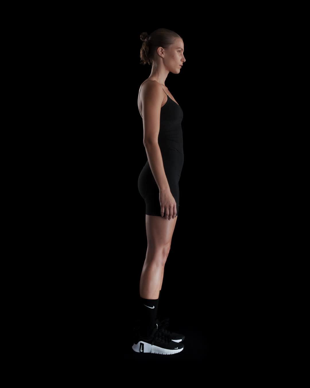 Nike Zenvy Women's Dri-FIT Cami Tank Top Product Image