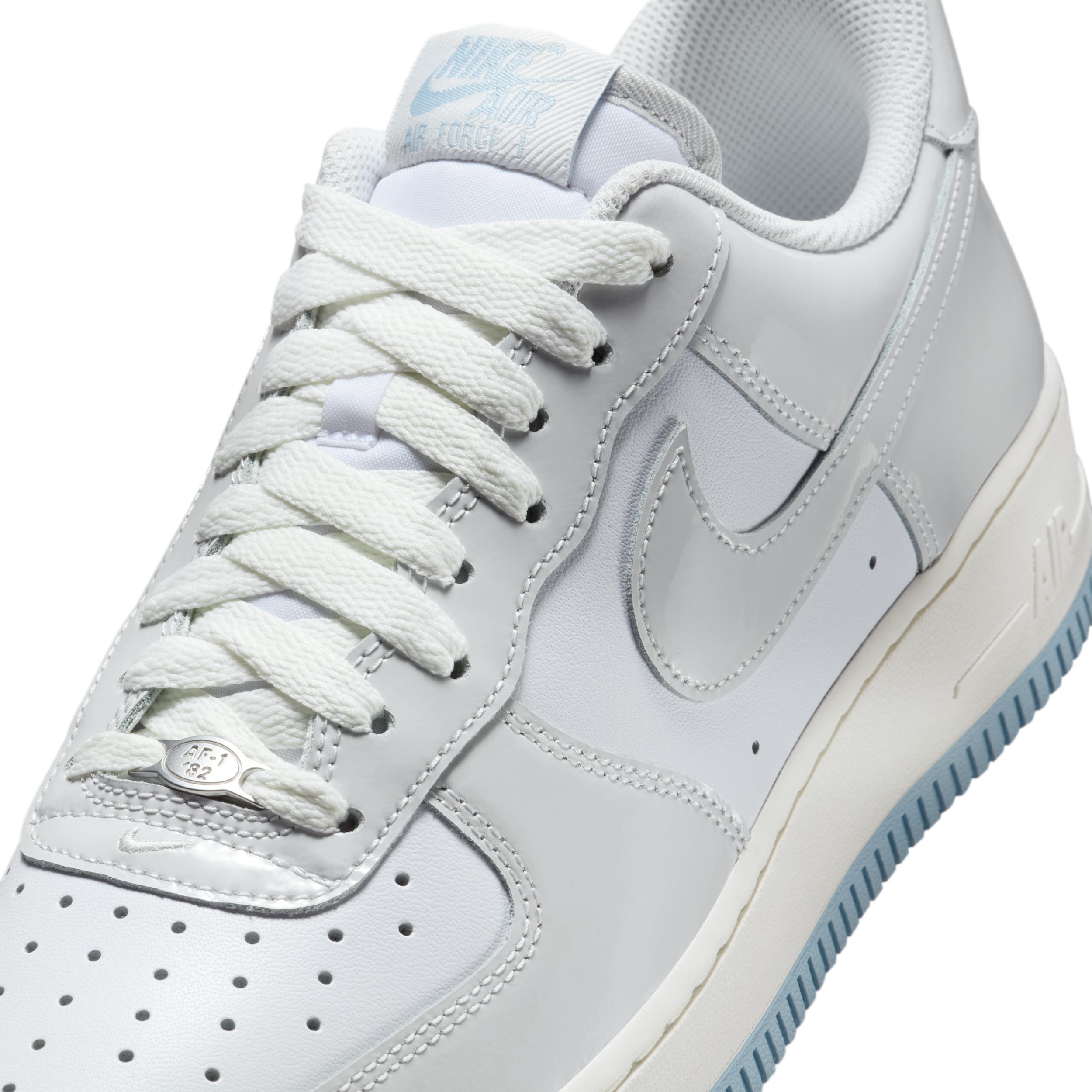Nike Mens Air Force 1 07 Shoes | IH4461-100 Product Image