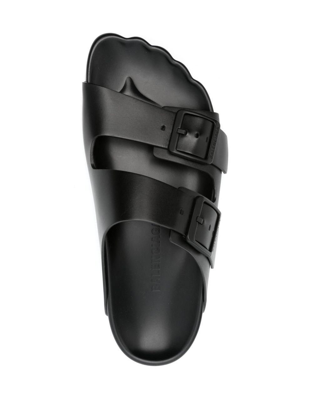 Sunday sandals Product Image