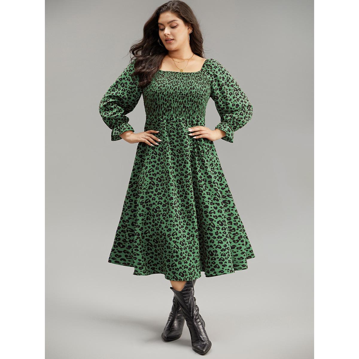 Plus Size Leopard Print Shirred Square Neck Pocket Dress DarkGreen Women Casual Printed Square Neck Long Sleeve Curvy Midi Dress BloomChic 12/L Product Image
