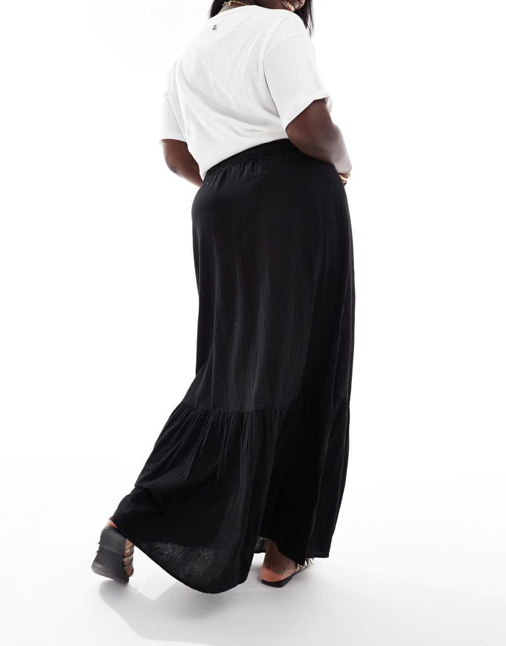 Vero Moda Curve boho maxi skirt in black Product Image