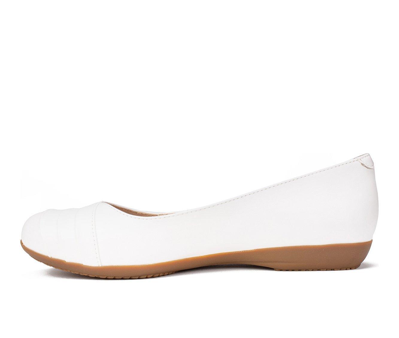Women's Cliffs by White Mountain Clara Flats Product Image
