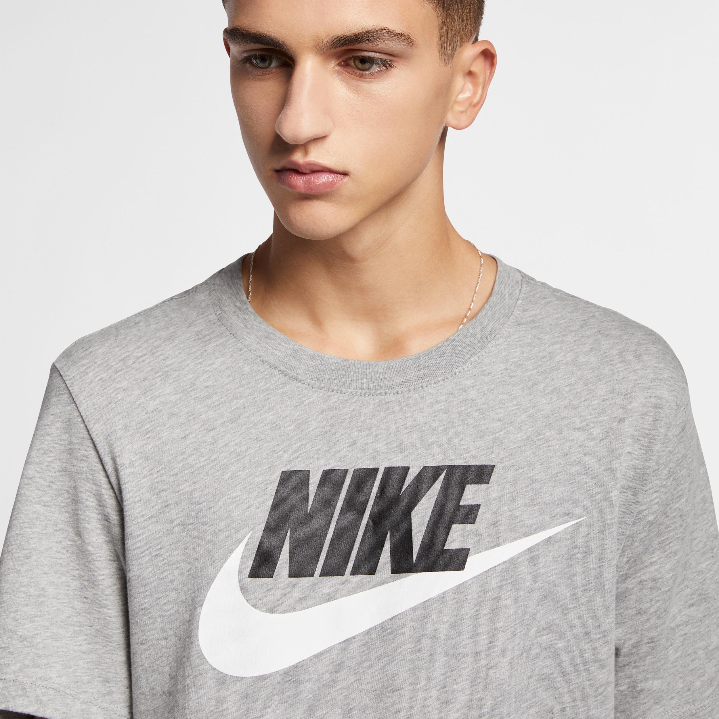 Mens Nike Sportswear T-Shirt | AR5004-063 Product Image