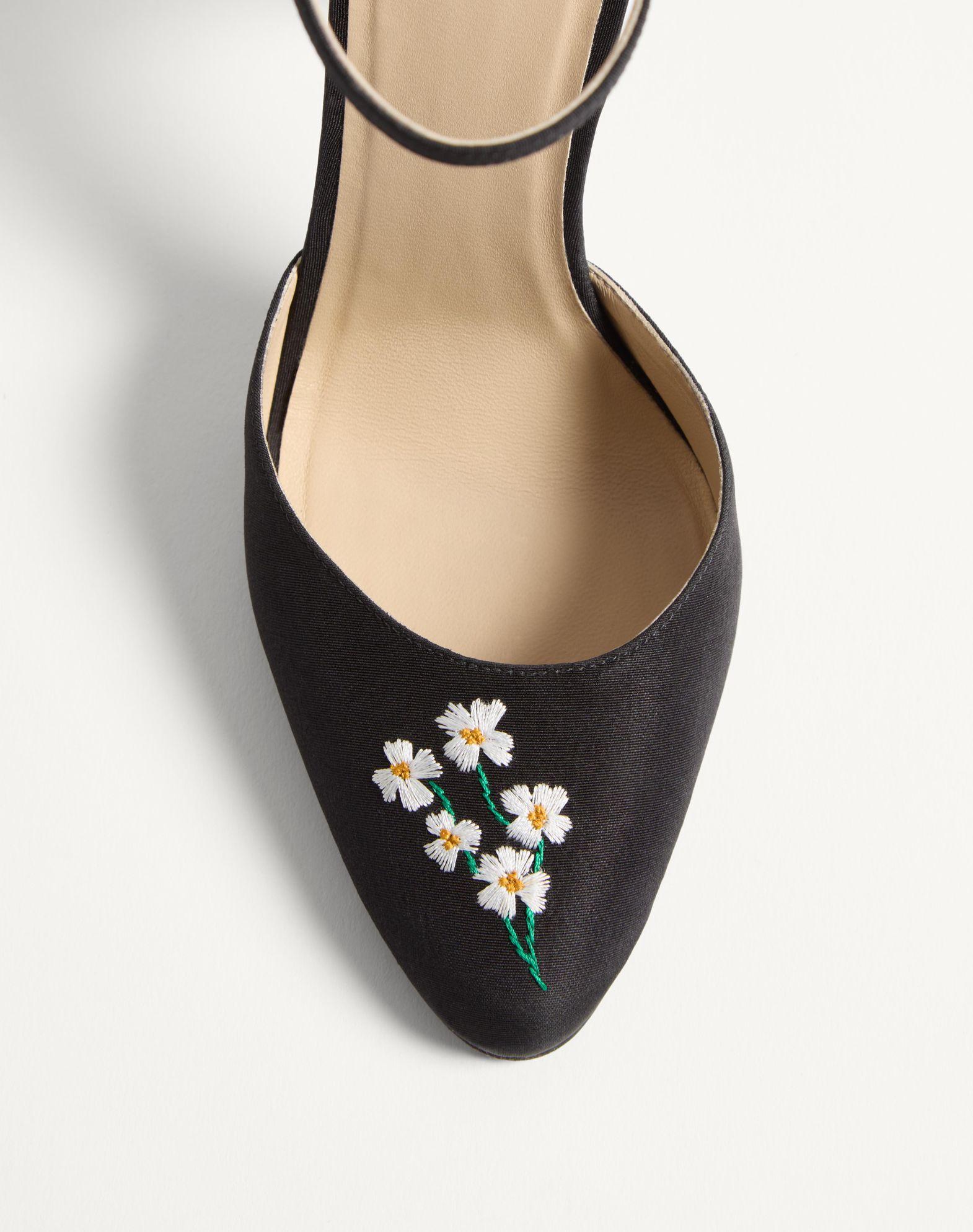 Hi Dolly Fabric Pumps With Floral Embroidery 105Mm Product Image
