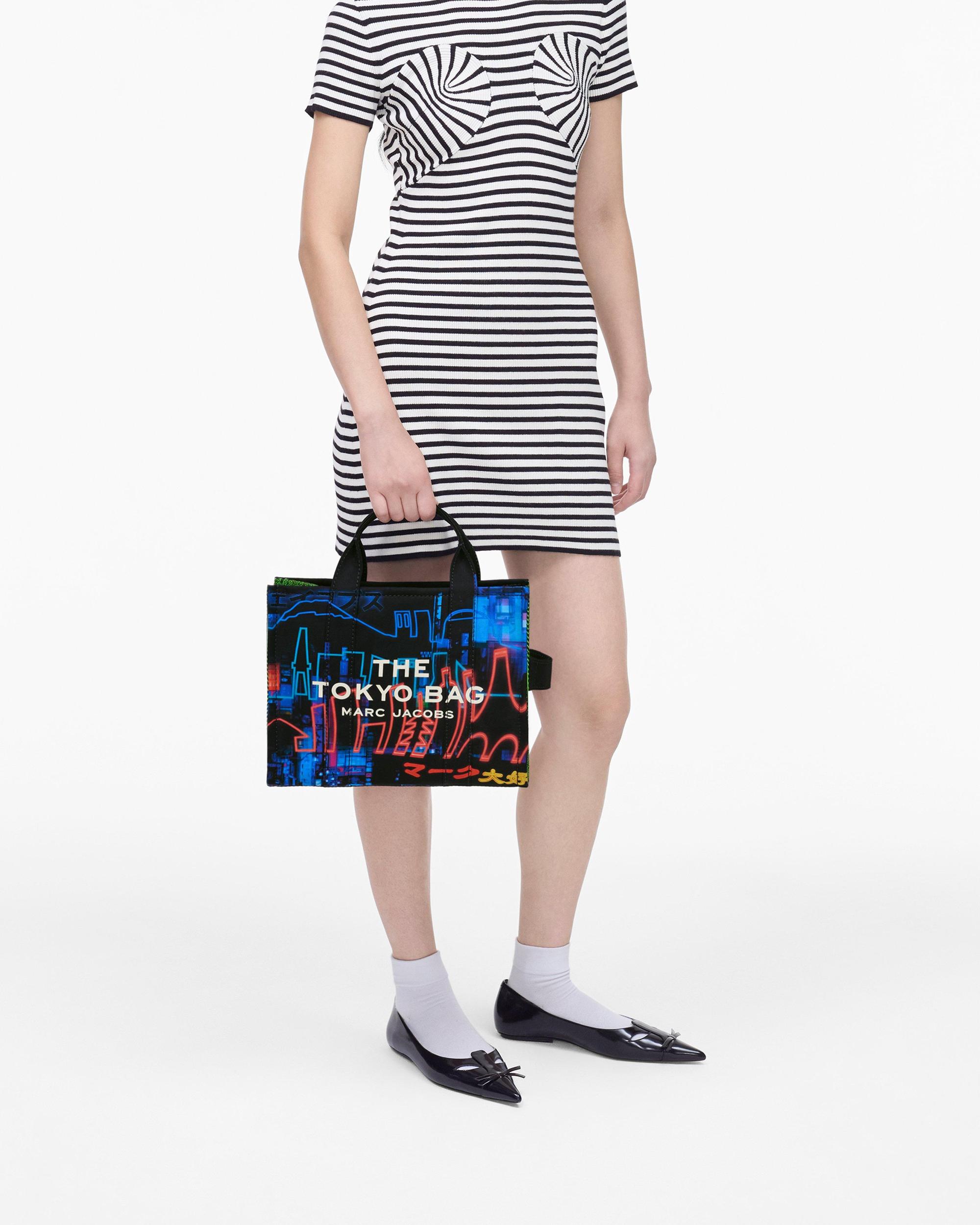 The Leather Medium Tote Bag Product Image