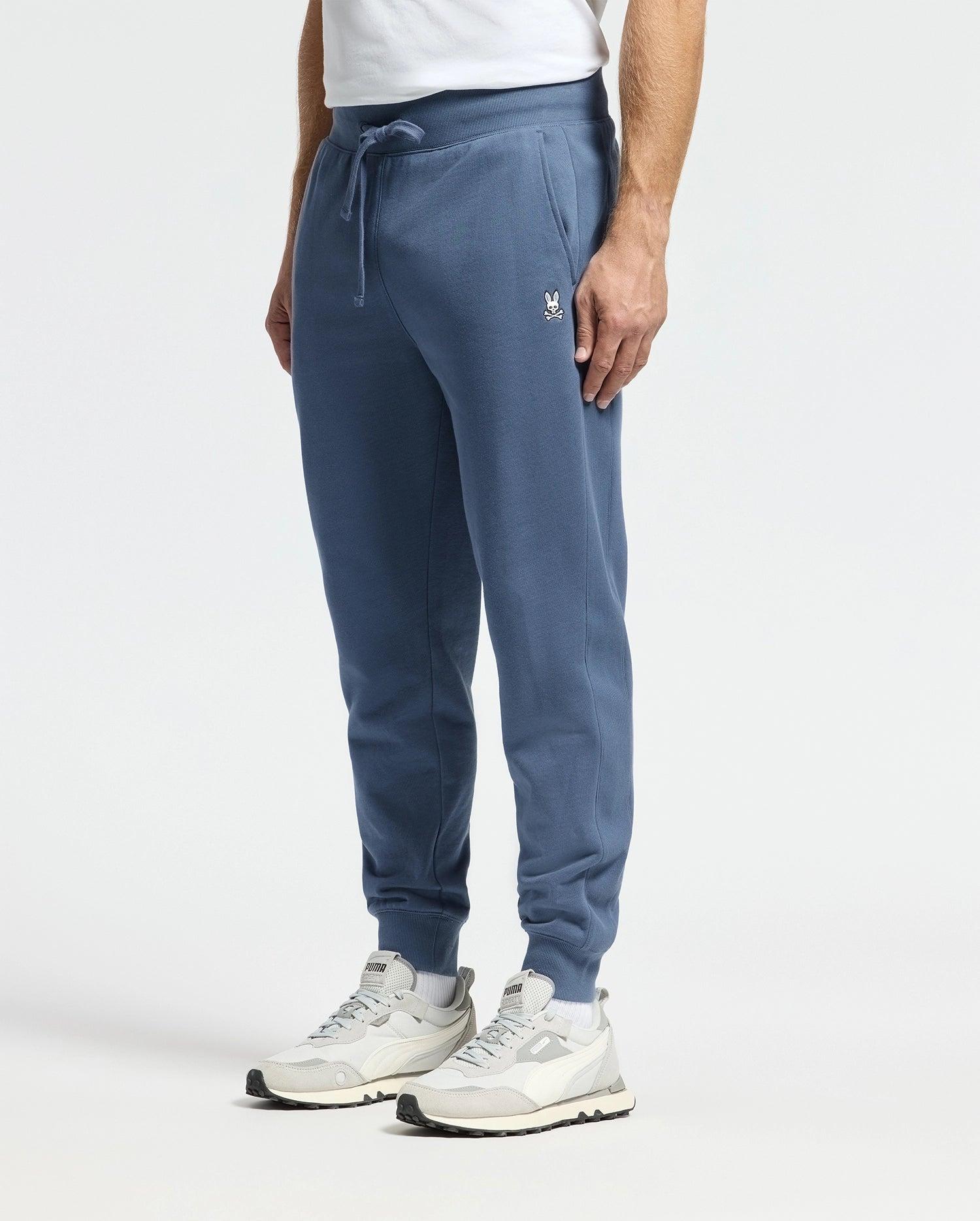 MENS LEVY ESSENTIAL FLEECE SWEATPANT - B6P721D200 Male Product Image