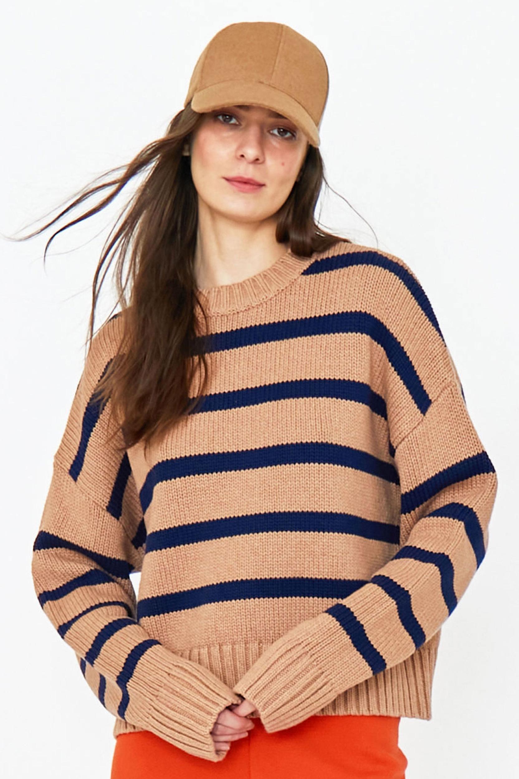 The Liv - Toffee/Navy Product Image