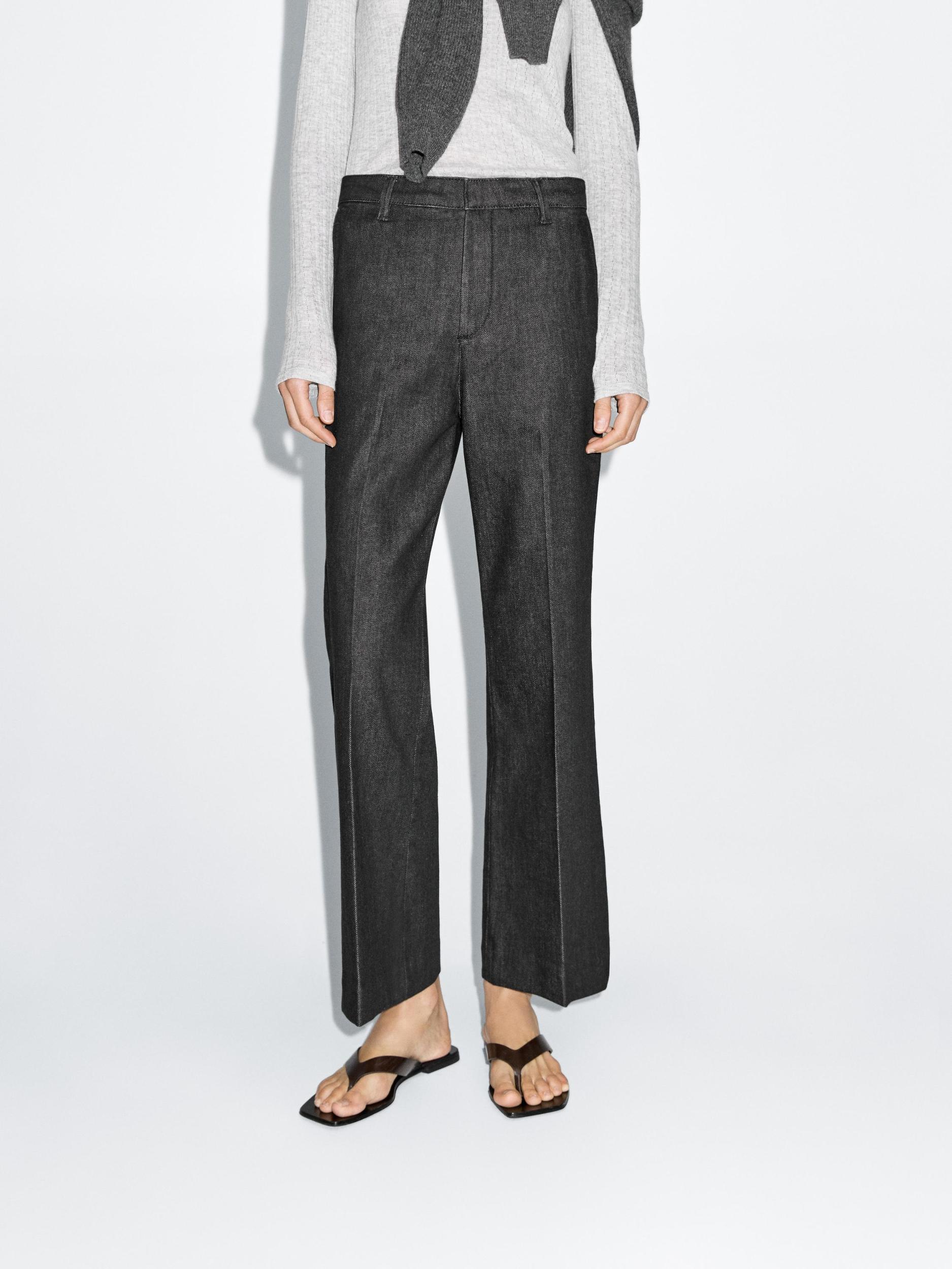 Mid-rise bell bottom jeans Product Image