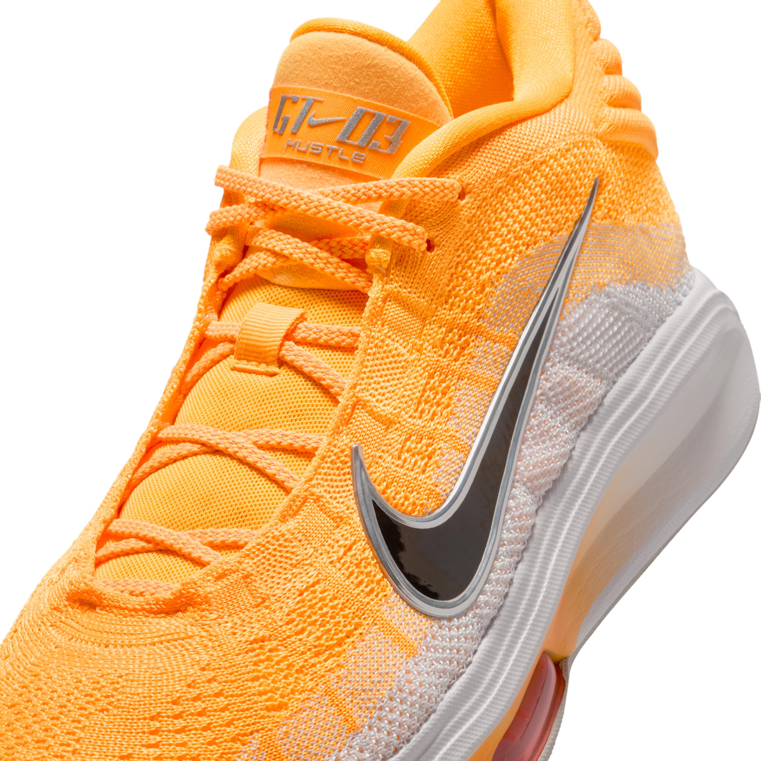 Nike Men's G.T. Hustle 3 Basketball Shoes Product Image